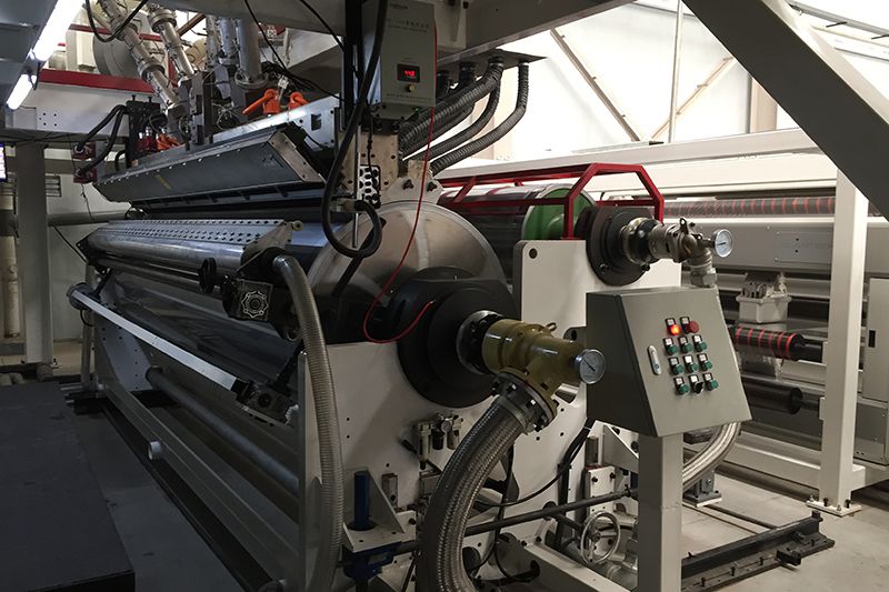 Штамповочное устройство