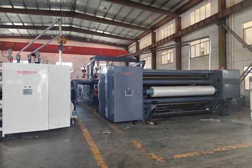 Линии экструзии пленки CPЕ в производственных помещениях заказчиков