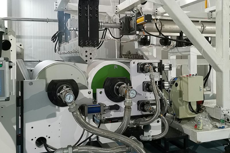 Штамповочное устройство